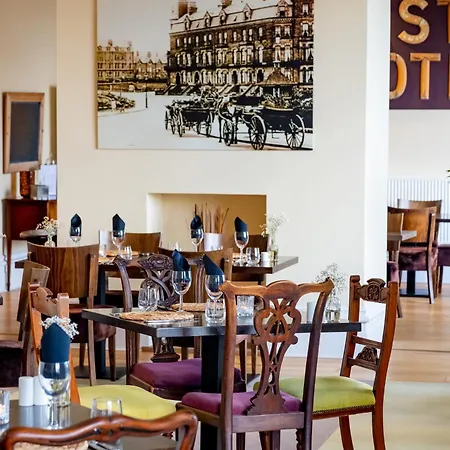Hotell Weston 3*