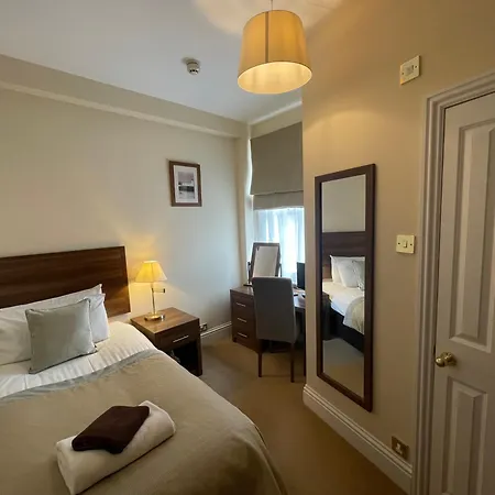 Weston 3*