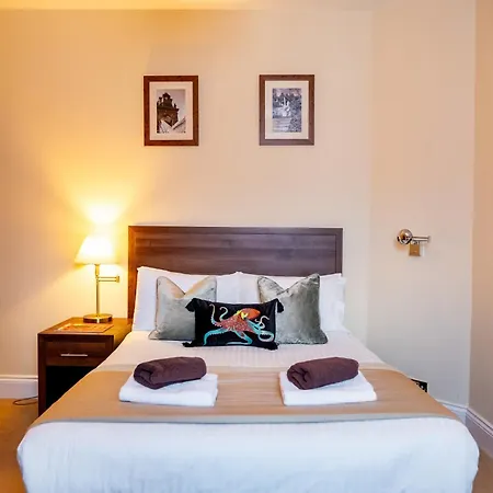 Weston 3* Scarborough