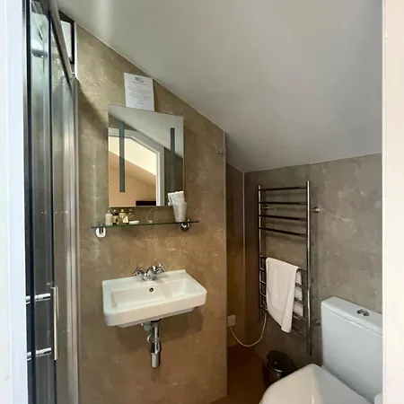 Weston Скарборо