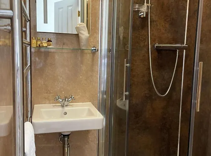 Weston 3* Scarborough