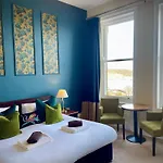 Weston Hotel 3*