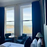 Weston Hotel 3*