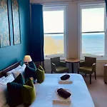 Weston Hotel