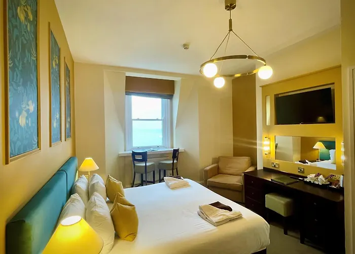 Weston 3* Scarborough